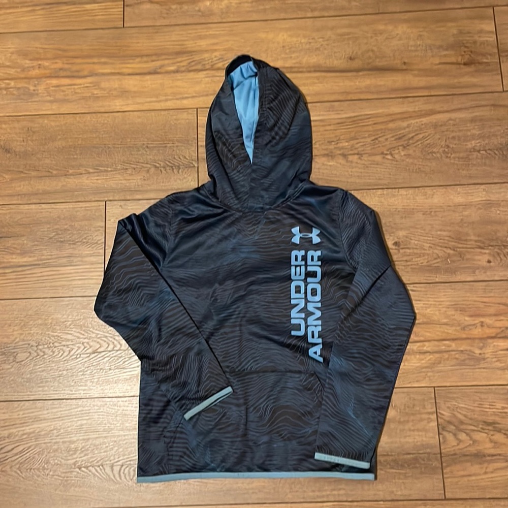 Under armor youth, large sweatshirt